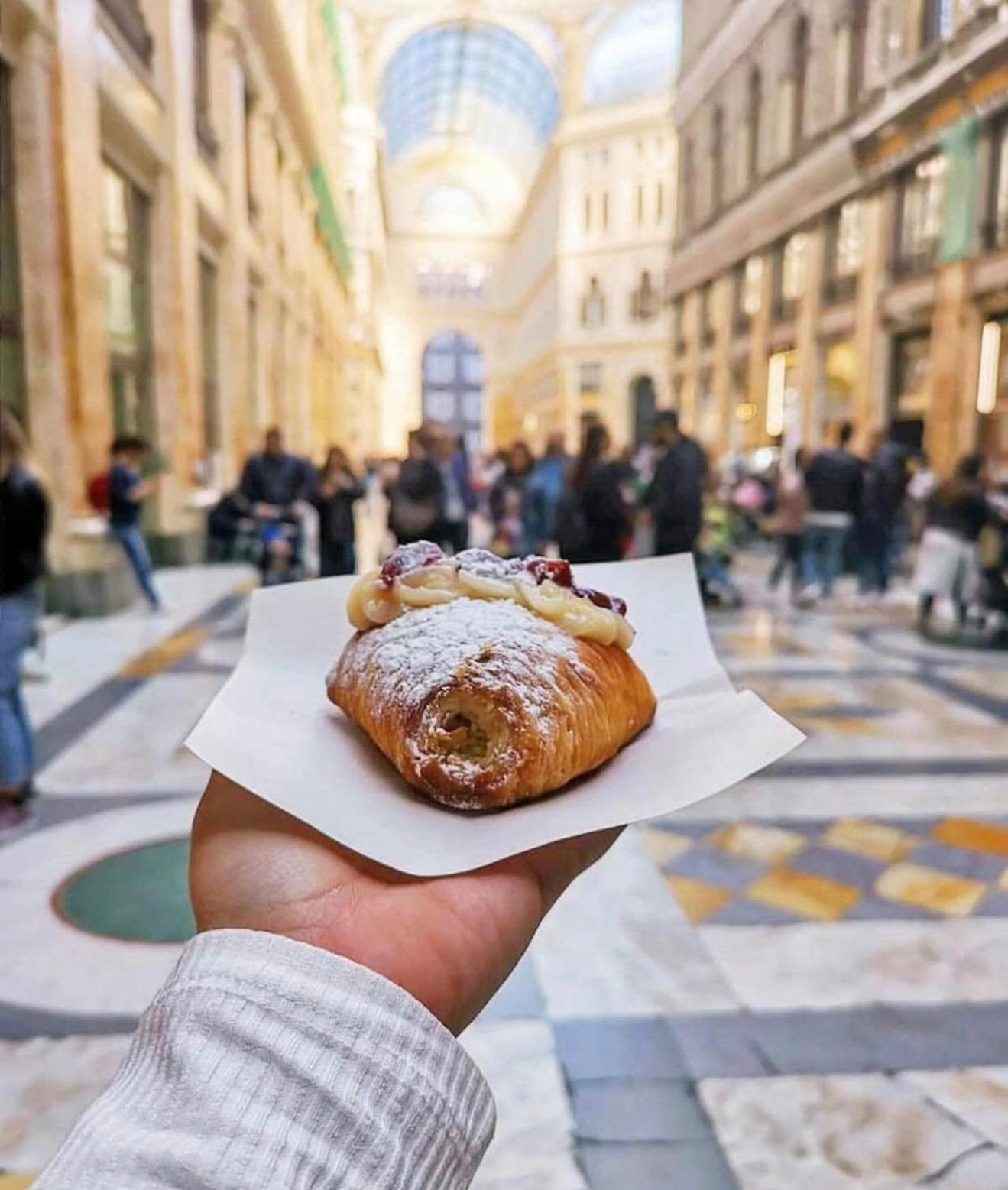 Afelbo * Naples